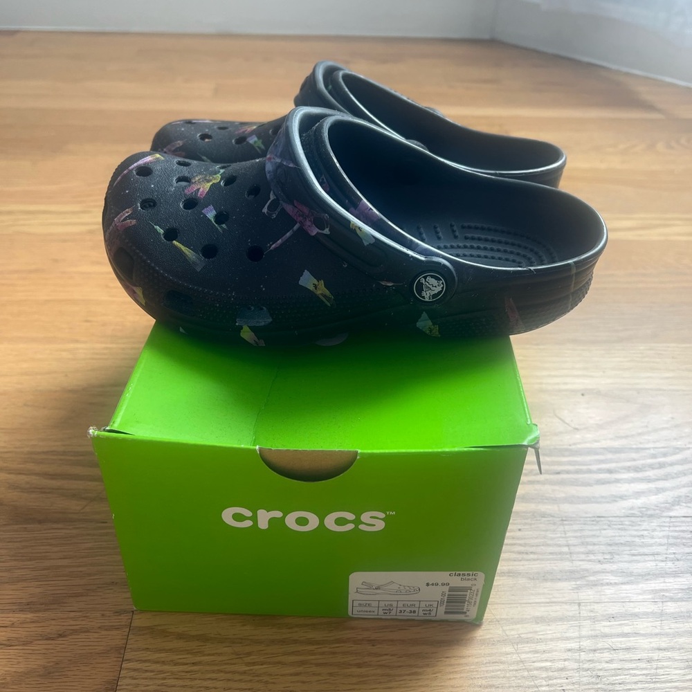 Crocs - Picture 2 of 3